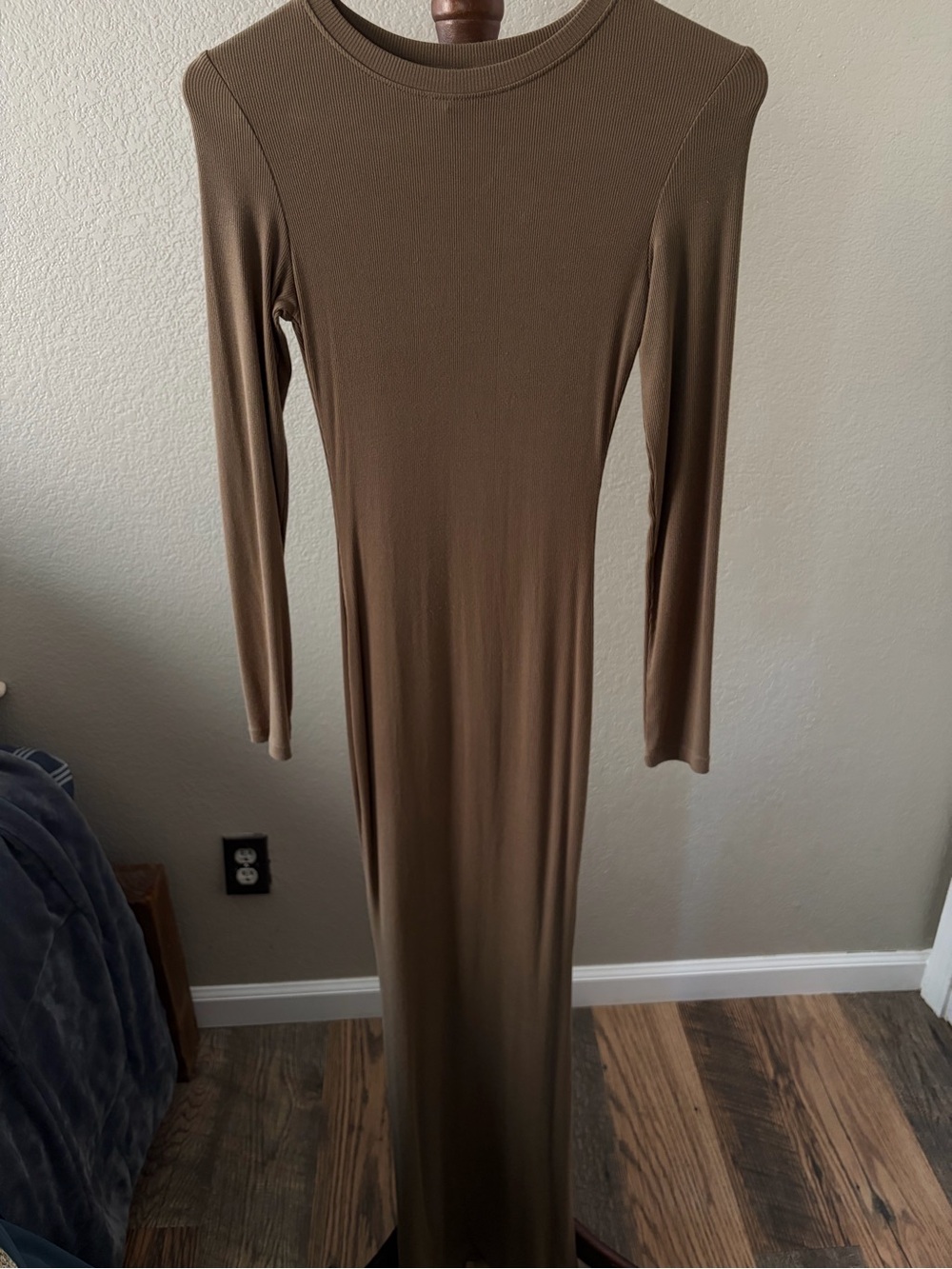 Long Sleeve deep olive Women’s Maxi Dress